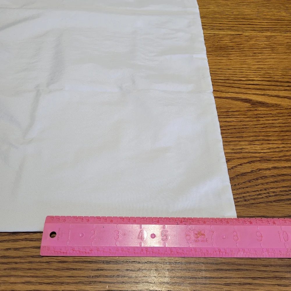 N/A pillow case
